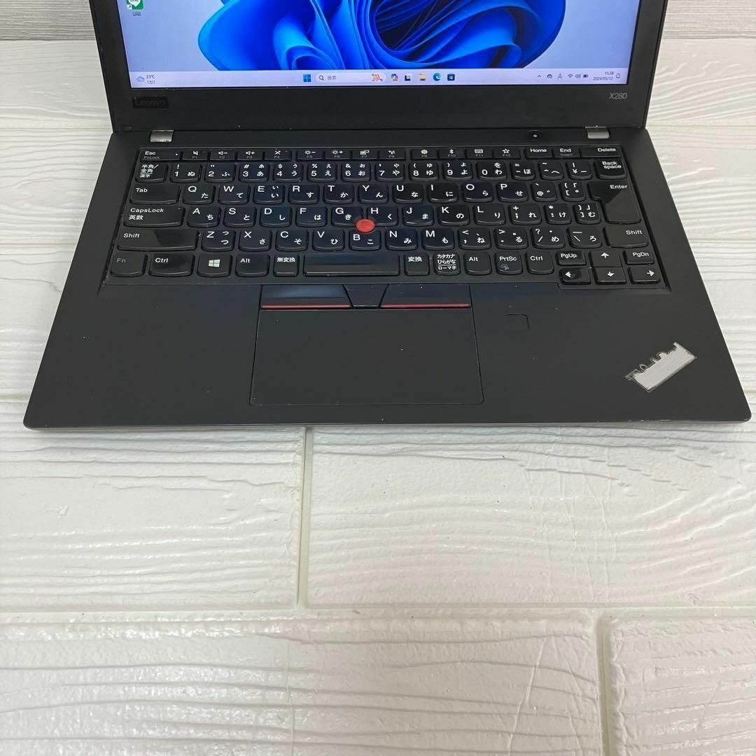 Lenovo(レノボ)のLENOVO ThinkPad X280 Office付き 新品SSD256G スマホ/家電/カメラのPC/タブレット(ノートPC)の商品写真