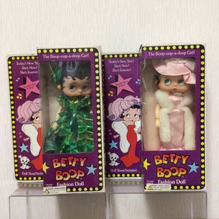 ベティブープ(Betty Boop)のBETTY BOOP Fashion Doll   ベティ　ブープ　２体　Ｂ(キャラクターグッズ)