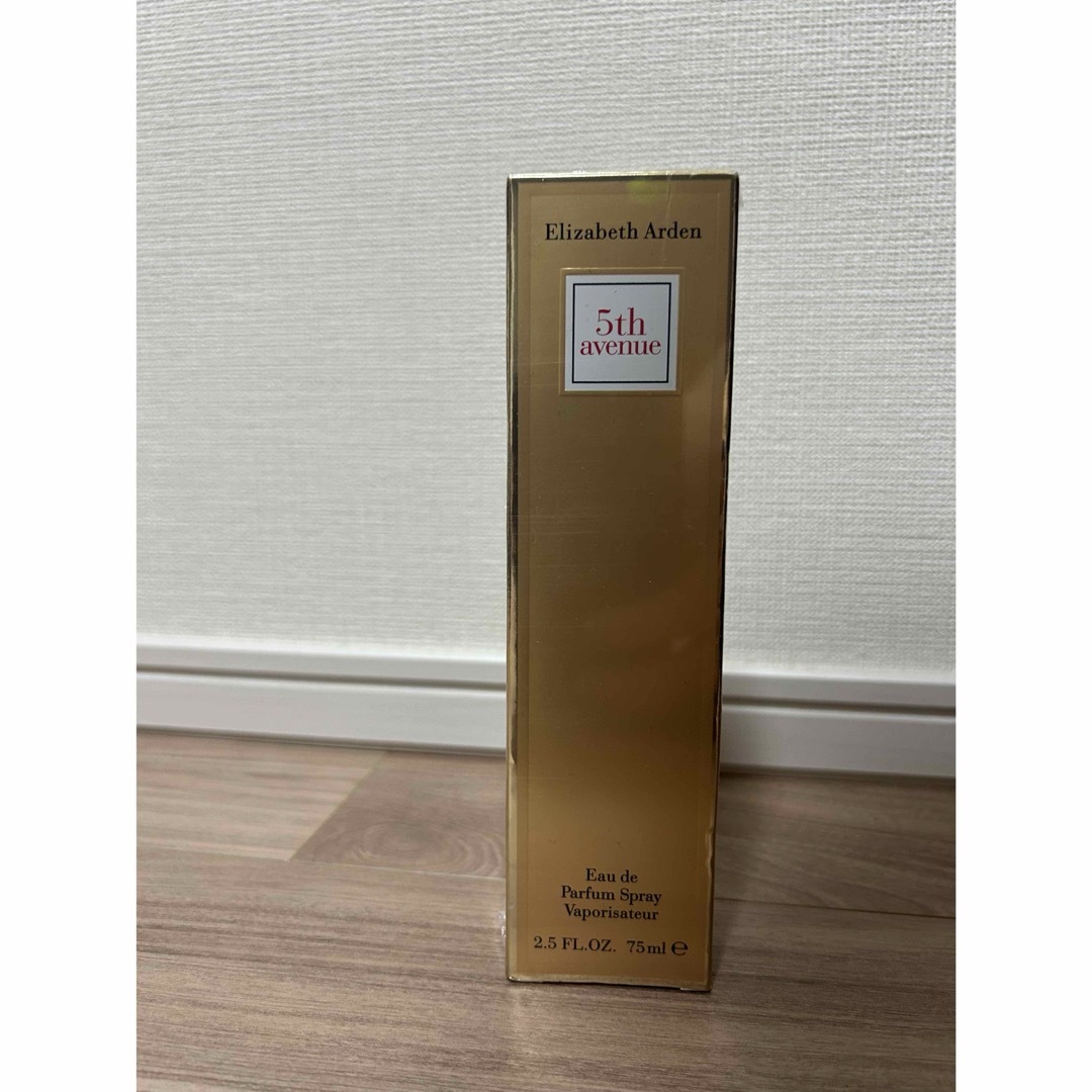 Elizabeth Arden(エリザベスアーデン)のエリザベスアーデン　5th avenue 75ml コスメ/美容の香水(香水(女性用))の商品写真