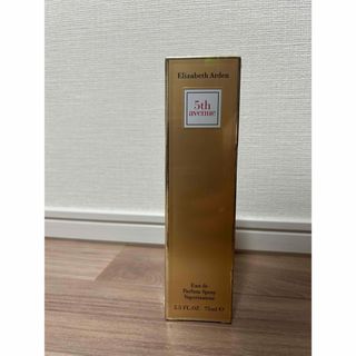 エリザベスアーデン(Elizabeth Arden)のエリザベスアーデン　5th avenue 75ml(香水(女性用))