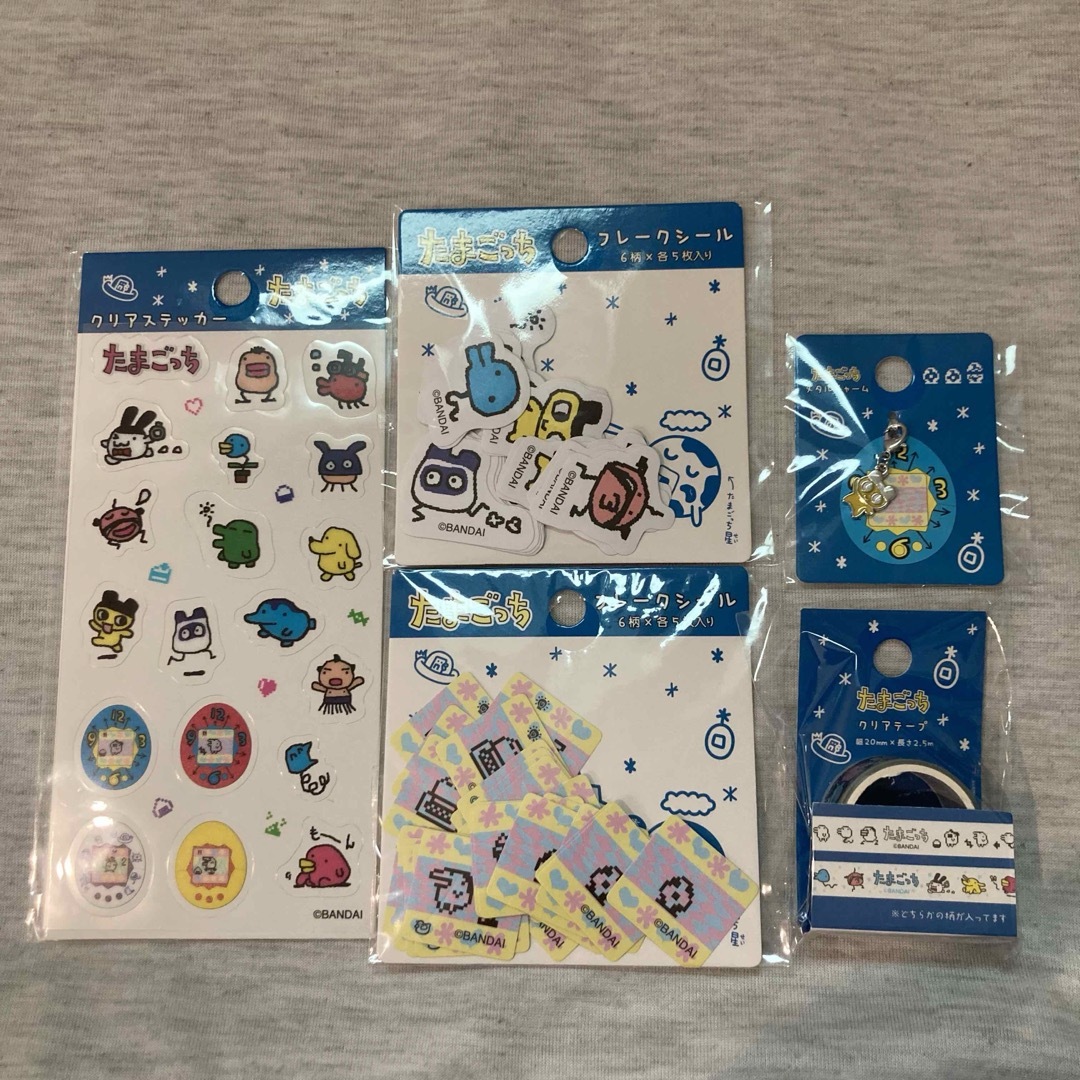 [匿名配送]たまごっちグッズ 5点 エンタメ/ホビーのフィギュア(ゲームキャラクター)の商品写真