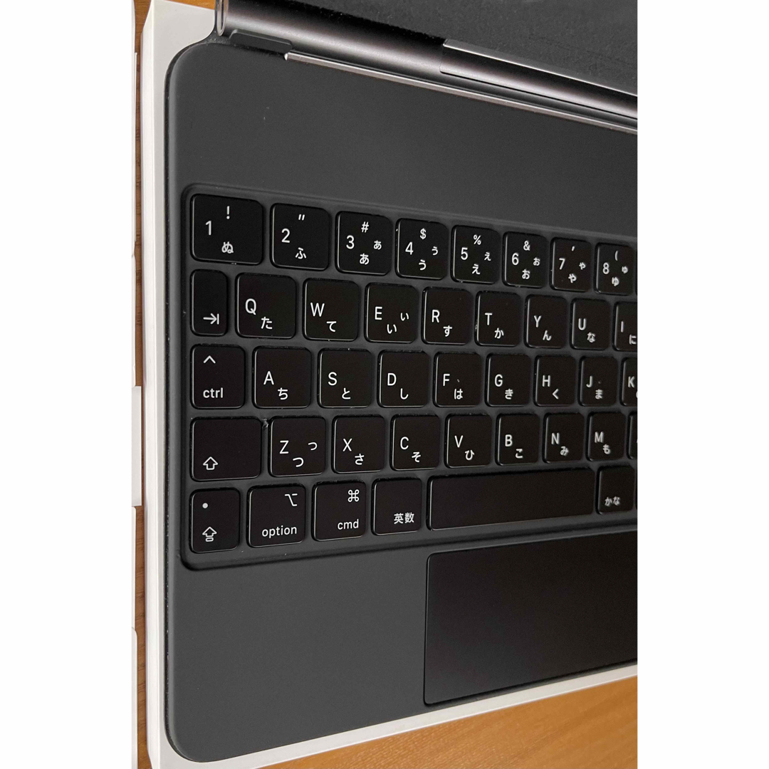 Apple(アップル)の新品同様 11インチ iPad Pro用 Magic Keyboard 日本語  スマホ/家電/カメラのPC/タブレット(その他)の商品写真