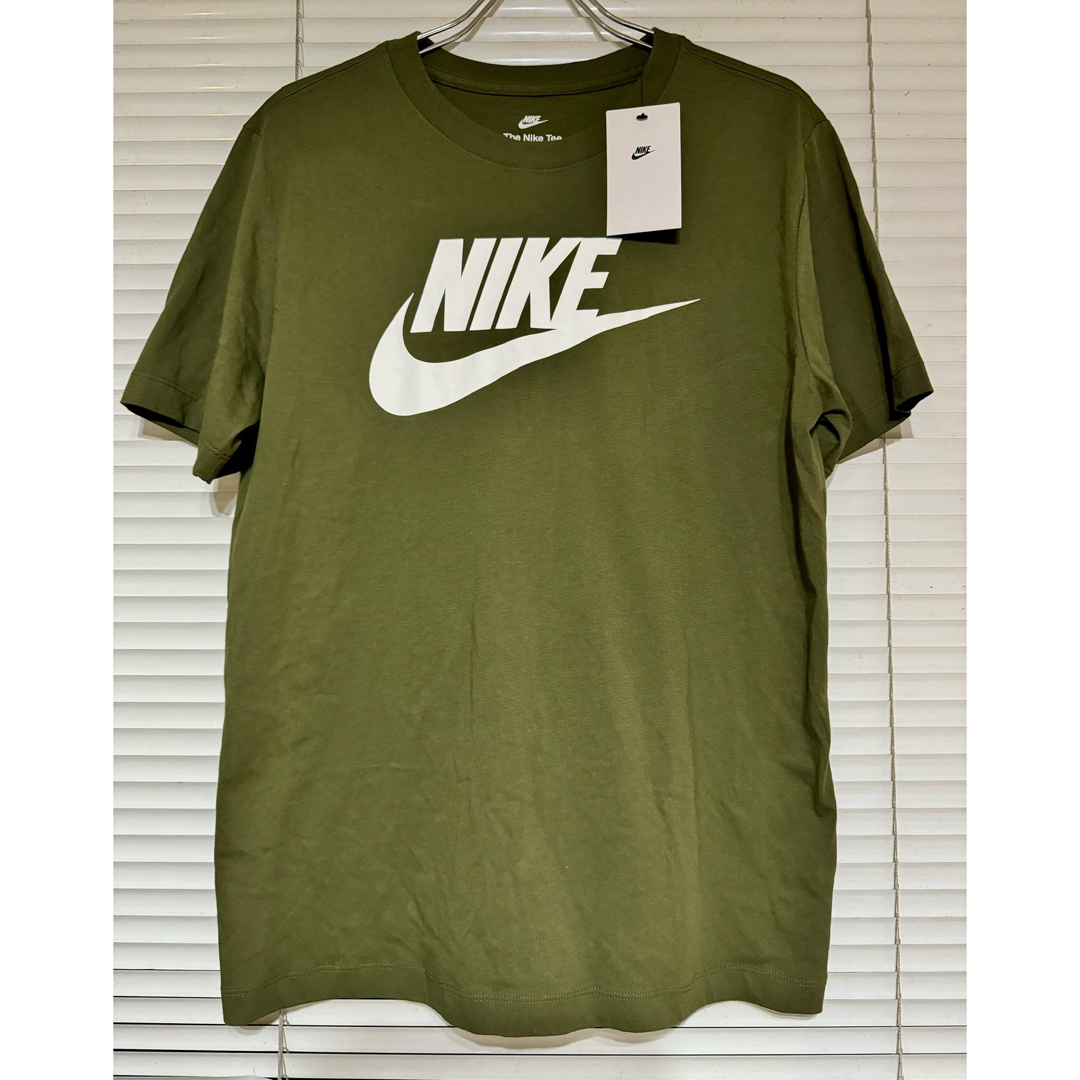 NIKE(ナイキ)の新品★ナイキ★Tシャツ★NIKE★フューチュラ★アイコン★カーキ★オリーブ メンズのトップス(Tシャツ/カットソー(半袖/袖なし))の商品写真