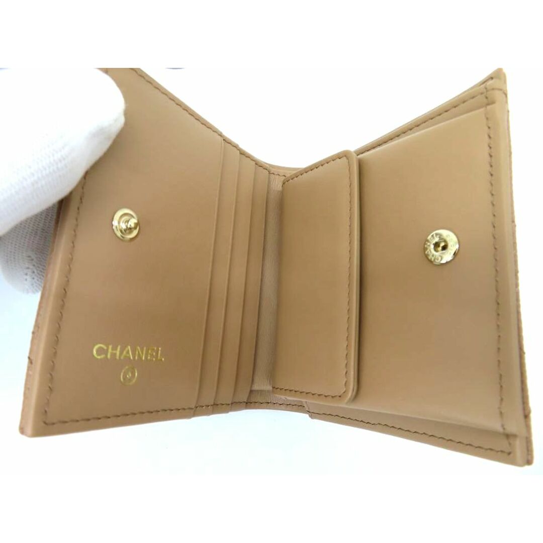 CHANEL(シャネル)のシャネル AP3055 キャビアスキンｘGD金具 ベージュ系 スモールウォレット【池袋店】【中古】 レディースのファッション小物(財布)の商品写真