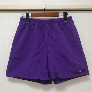 パタゴニア(patagonia)の廃盤カラー！　パタゴニア　バギーズショーツ　5インチ　パープル　Mサイズ(ショートパンツ)