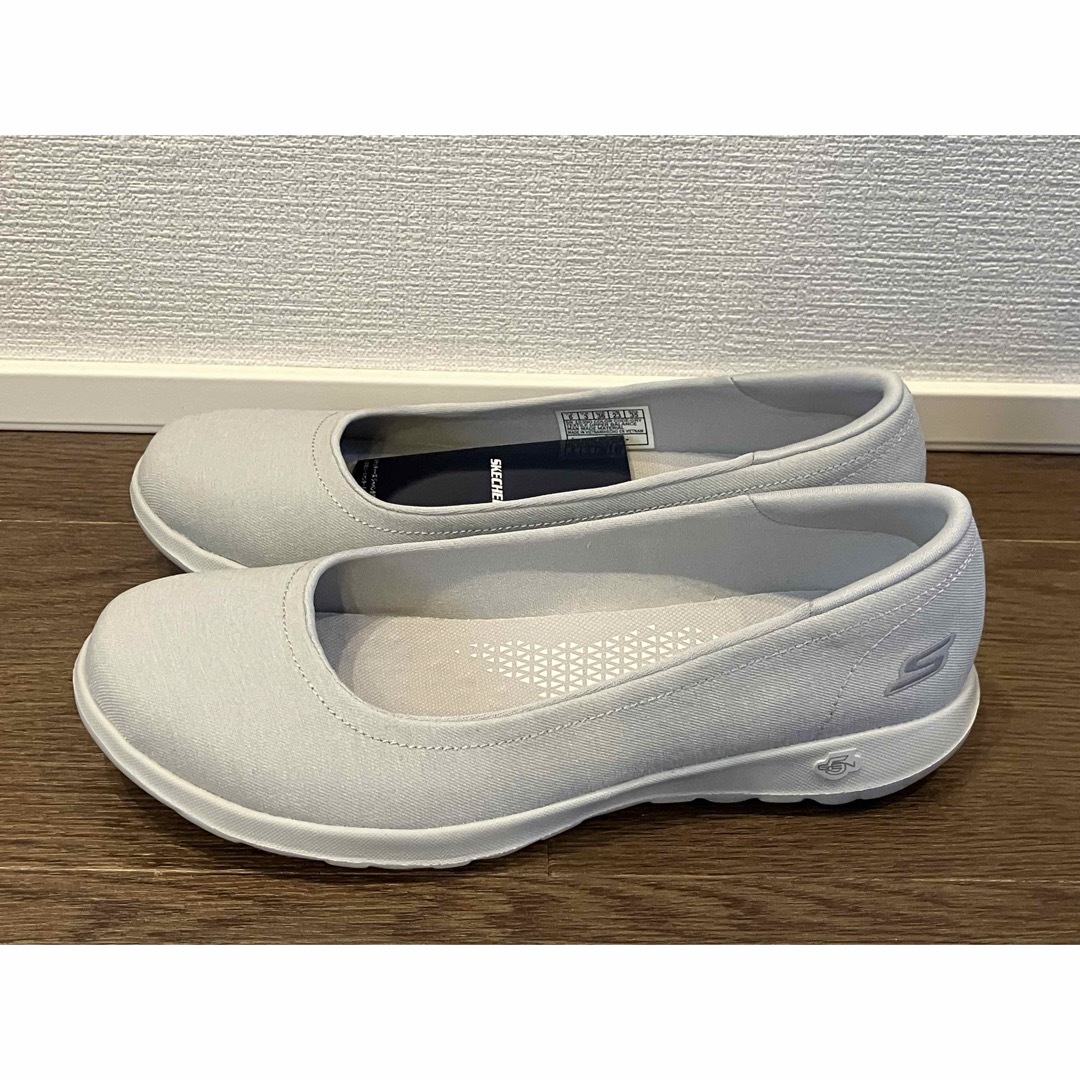 SKECHERS(スケッチャーズ)の新品 スケッチャーズ Go Walk Lite SKECHERS スリッポン レディースの靴/シューズ(スリッポン/モカシン)の商品写真