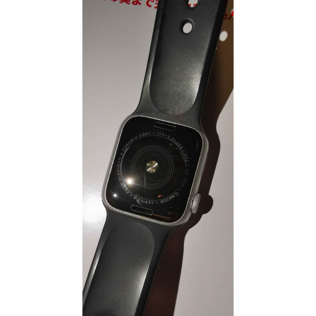 Apple Watch5 GPS 40mm スマホ/家電/カメラのスマートフォン/携帯電話(その他)の商品写真