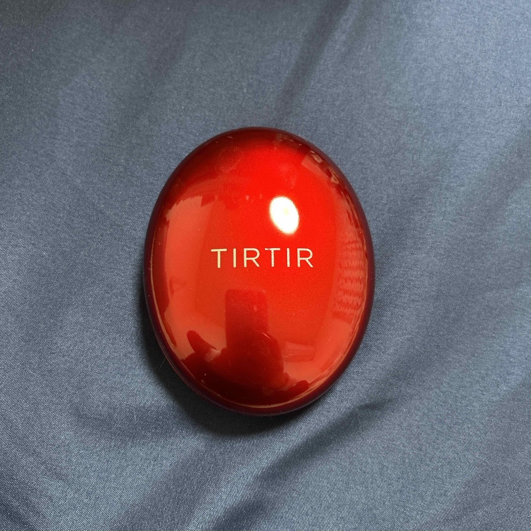 TIRTIR(ティルティル)のTIRTIR ティルティル マスクフィットレッドクッション 17C(18g) コスメ/美容のベースメイク/化粧品(ファンデーション)の商品写真