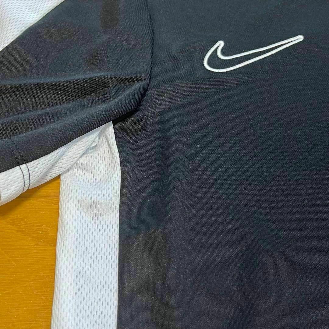 NIKE(ナイキ)の【新品】NIKE　150　セットアップ　上下セット　黒　半袖Tシャツ・パンツ キッズ/ベビー/マタニティのキッズ服男の子用(90cm~)(Tシャツ/カットソー)の商品写真