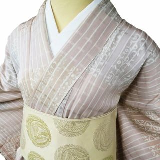 小紋 着物 中古 正絹 単衣 カジュアル 花模様 くすんだ薄柿色 多色 身丈159cm 裄68cm M きもの北條 A1017-9(着物)