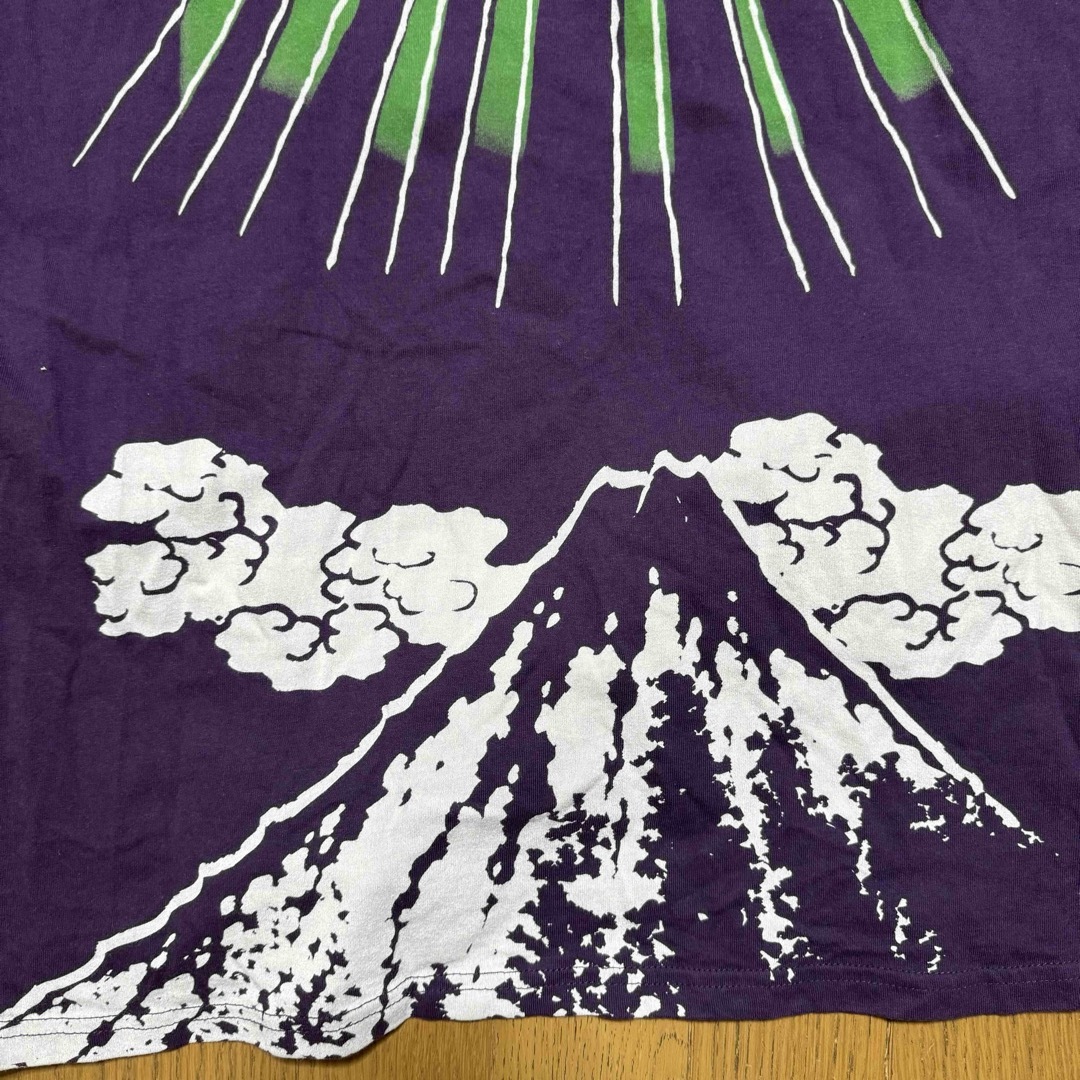 参丸一　サンマルイチ　バンザイカエル　和柄Tシャツ　半袖　富士山　紫 メンズのトップス(Tシャツ/カットソー(半袖/袖なし))の商品写真