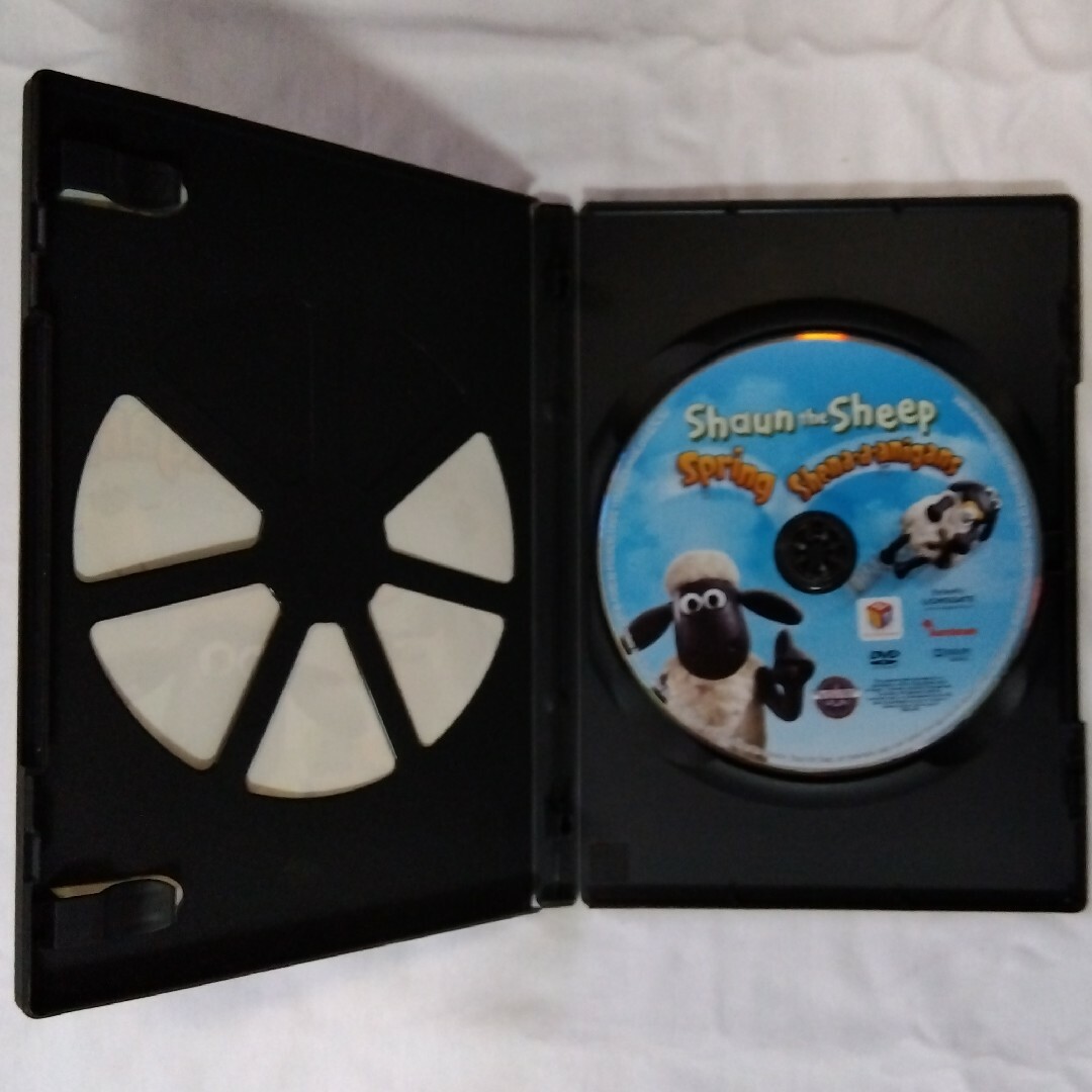 US版「ひつじのショーン」 DVD３枚 Shaun the Sheep エンタメ/ホビーのDVD/ブルーレイ(キッズ/ファミリー)の商品写真