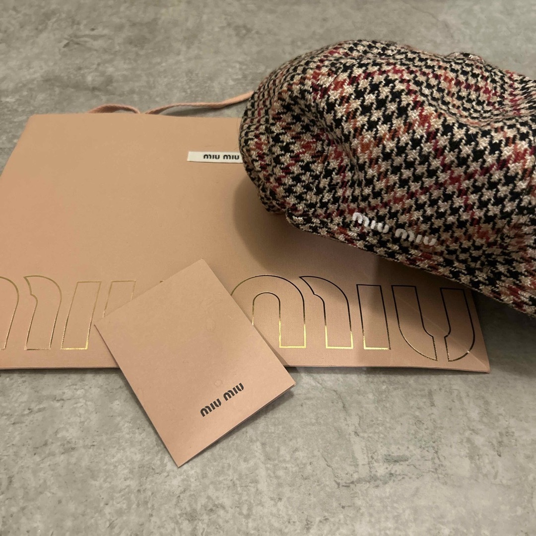 miumiu ベレー帽 miumiu ベレー帽