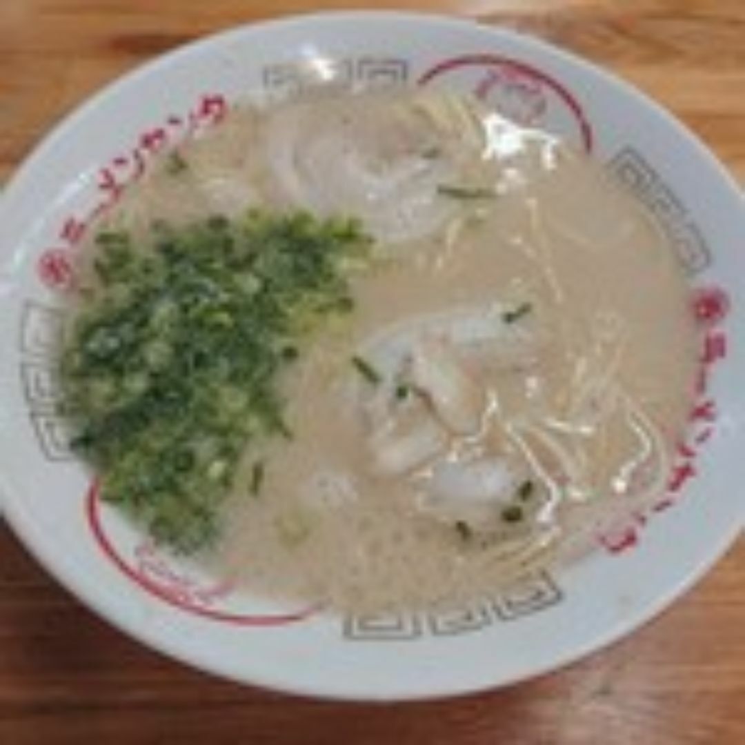 値下げ　大特　人気ラーメン　　丸幸ラーメンセンター　久留米豚骨　棒状 ラーメン 食品/飲料/酒の食品(麺類)の商品写真