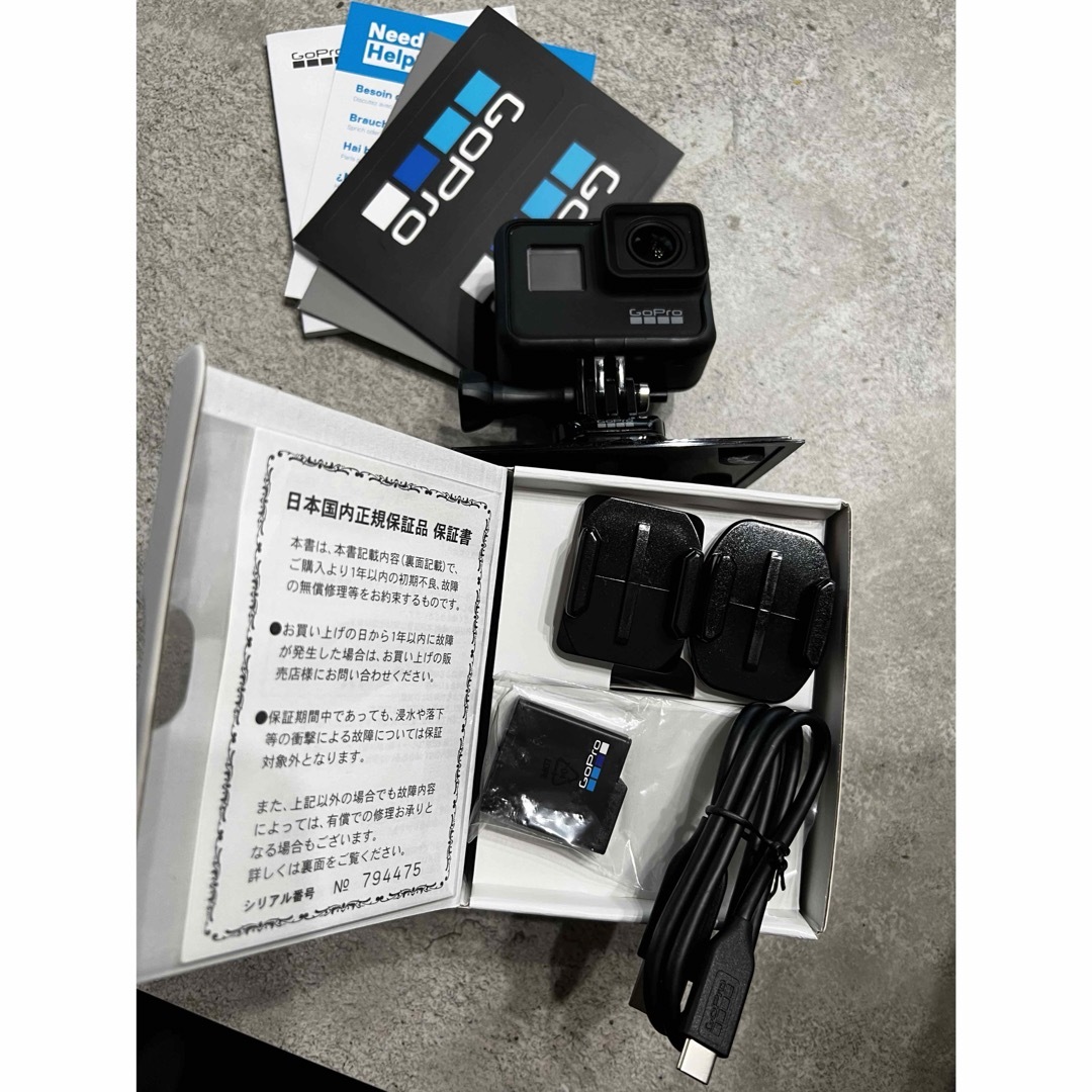 GoPro HERO7 BLACK  新品 スマホ/家電/カメラのカメラ(ビデオカメラ)の商品写真