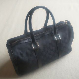 Gucci - GUCCI ズゥミ 新作ストロベリー イチゴ いちご バッグ レアの Gucci - GUCCI ズゥミ 新作ストロベリー イチゴ いちご バッグ レアの