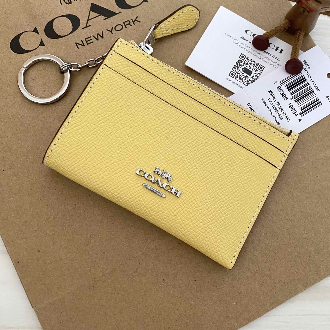 COACH(コーチ)のCOACH   コインケース   イエロー   小銭入れ財布 レディースのファッション小物(コインケース)の商品写真