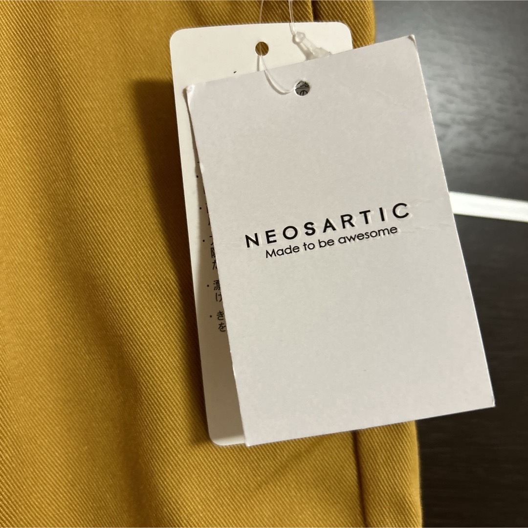 NEOSARTIC 新品タグ付き　AWESOME ハーフパンツ　マスタードカラー メンズのパンツ(ショートパンツ)の商品写真
