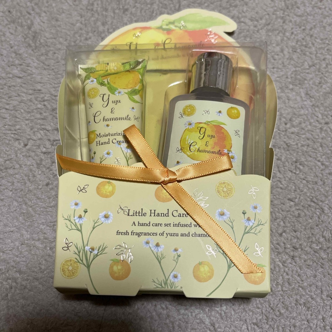 ハンドジェル&ハンドクリーム　柚子とカモミールの香り コスメ/美容のボディケア(ハンドクリーム)の商品写真