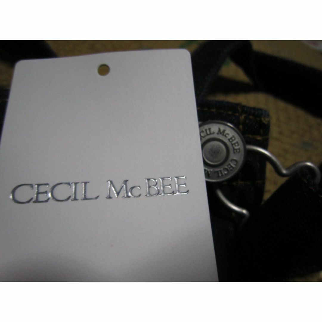 CECIL McBEE(セシルマクビー)の★新品セシルマクビーデニ ム　M レディースのパンツ(キュロット)の商品写真