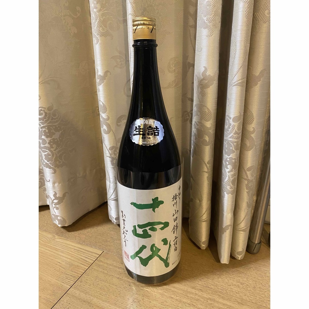 十四代(ジュウヨンダイ)の十四代　中取り播州山田錦上諸白　1.8l 食品/飲料/酒の酒(日本酒)の商品写真