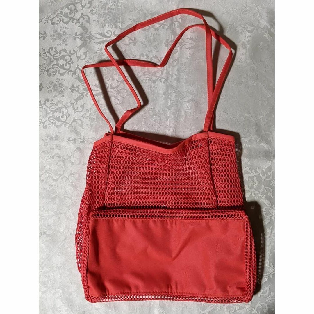 メッシュ トートバック オレンジ 大容量 水洗い ポケット マザーズバッグ レディースのバッグ(トートバッグ)の商品写真