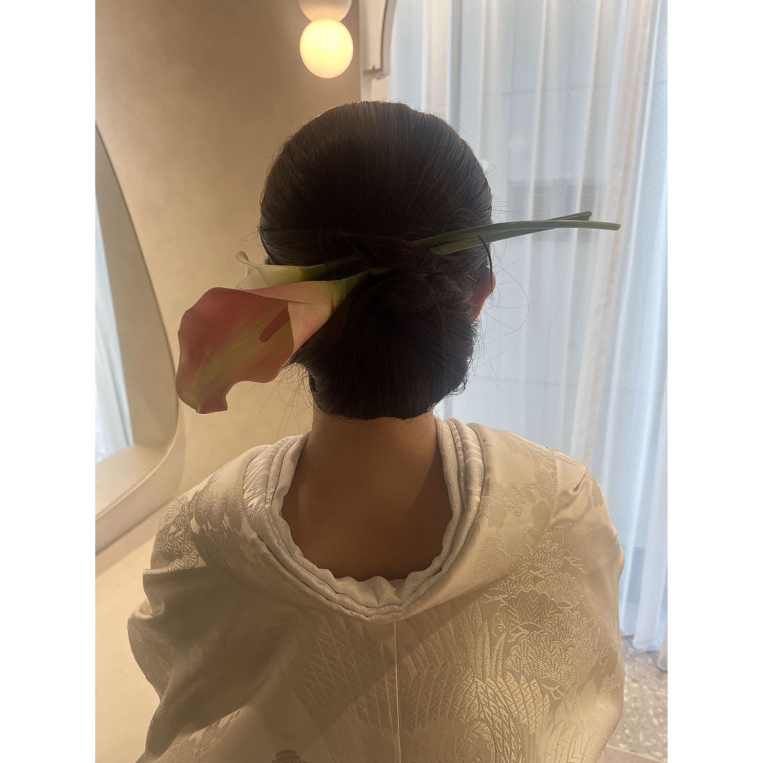 カラー　造花　ヘアアクセサリー　髪飾り　金箔　水引き ハンドメイドのウェディング(ヘッドドレス/ドレス)の商品写真