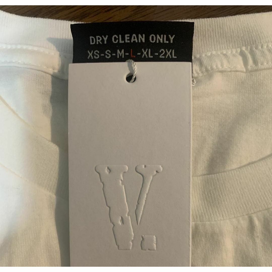 VLONE(ヴィーローン)の☆Tシャツ　VLONE　ホワイト レッド ブラック 白 赤 黒 M メンズのトップス(Tシャツ/カットソー(半袖/袖なし))の商品写真