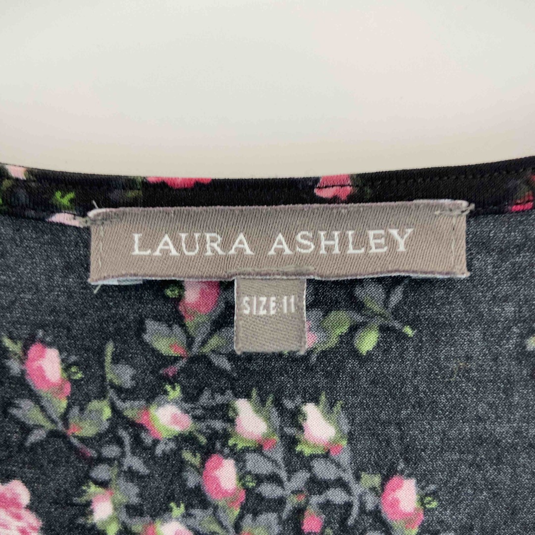 LAURA ASHLEY(ローラアシュレイ)のLAURA ASHLEY ローラアシュレイ レディース 長袖ワンピース　花柄 レディースのワンピース(ひざ丈ワンピース)の商品写真