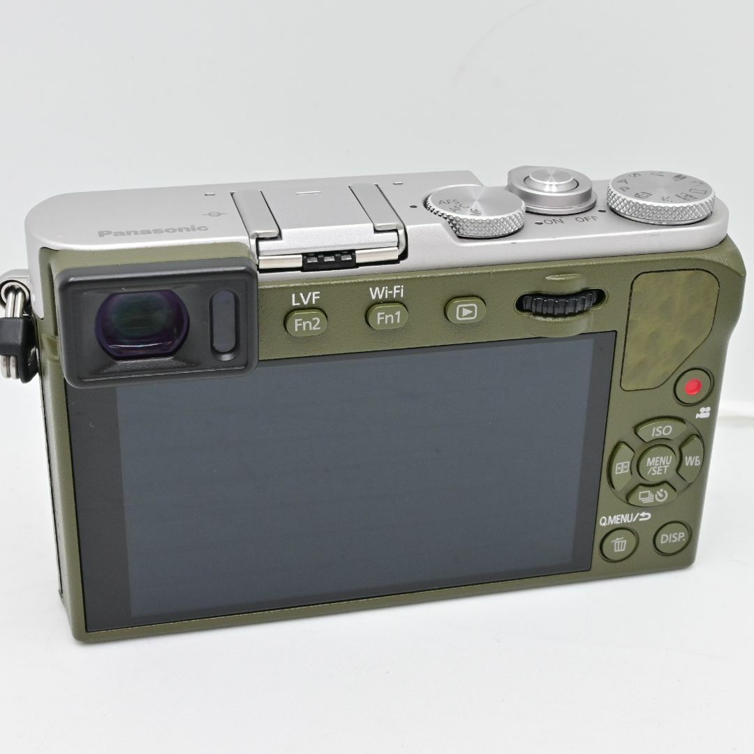 Panasonic　パナソニックLUMIX DMC-GM5-G ボディ グリーン スマホ/家電/カメラのカメラ(ミラーレス一眼)の商品写真