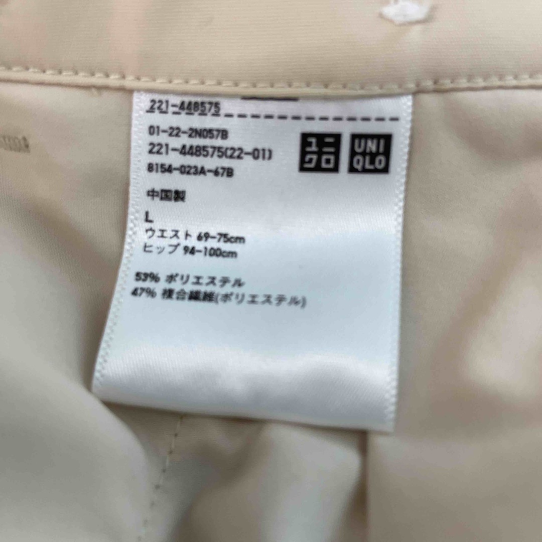 UNIQLO(ユニクロ)のUNIQLO×Theory　ユニクロセオリー レディース ショートパンツ　ベージュ レディースのパンツ(ショートパンツ)の商品写真