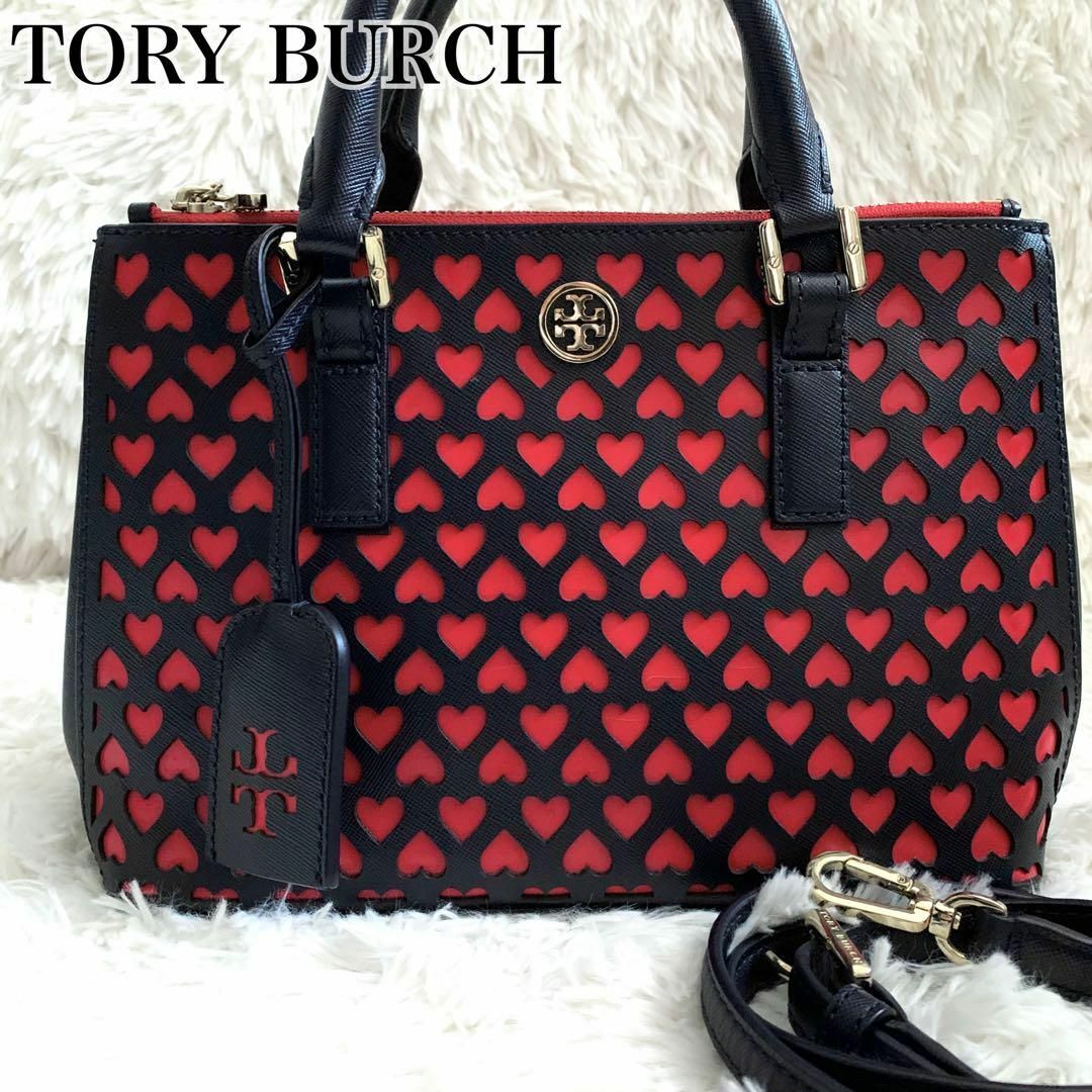 Tory Burch(トリーバーチ)の未使用級 レア✨トリーバーチ ハンドバッグ 2way ハート柄 パンチング 黒 レディースのバッグ(ハンドバッグ)の商品写真