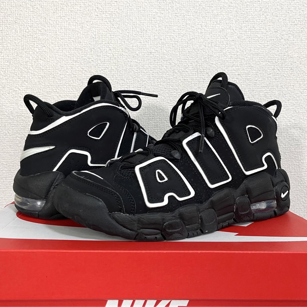 NIKE(ナイキ)の海外限定 レア 美品 NIKE GS AIR MORE UPTEMPO 25cm レディースの靴/シューズ(スニーカー)の商品写真