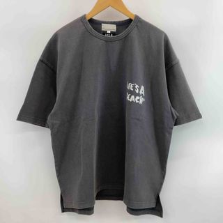 ユニバーサルスタイルウェア　universal style wear LIFE' A BECH  グレー　灰色　サイズL　 メンズ Tシャツ（半袖）(Tシャツ/カットソー(半袖/袖なし))