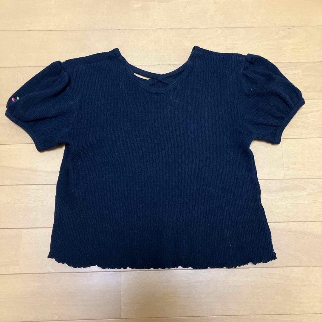 Tシャツ　ブラック　フィユ・エ・トワ　135 キッズ/ベビー/マタニティのキッズ服女の子用(90cm~)(Tシャツ/カットソー)の商品写真