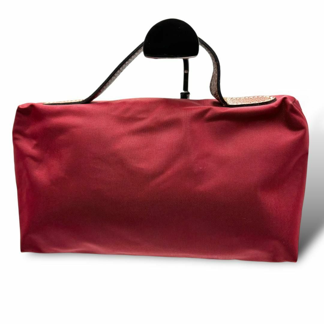 LONGCHAMP(ロンシャン)のLONGCHAMP ロンシャン　ポーチ　レッド　ナイロン　A299 レディースのバッグ(その他)の商品写真