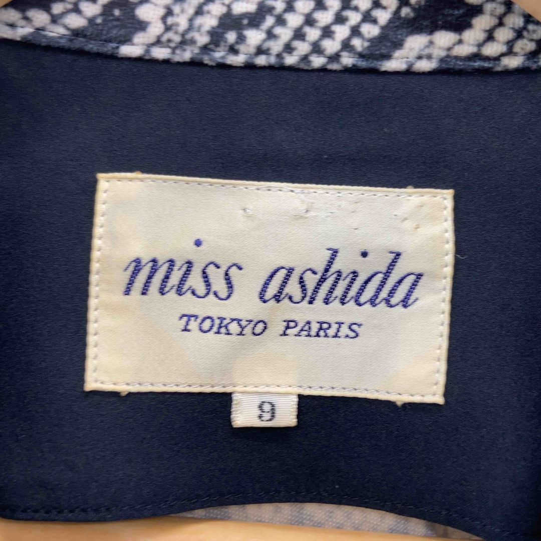 miss ashida ミスアシダ レディース 長袖シャツ/ブラウス 蛇柄 総柄 ダウンボタン レディースのトップス(シャツ/ブラウス(長袖/七分))の商品写真