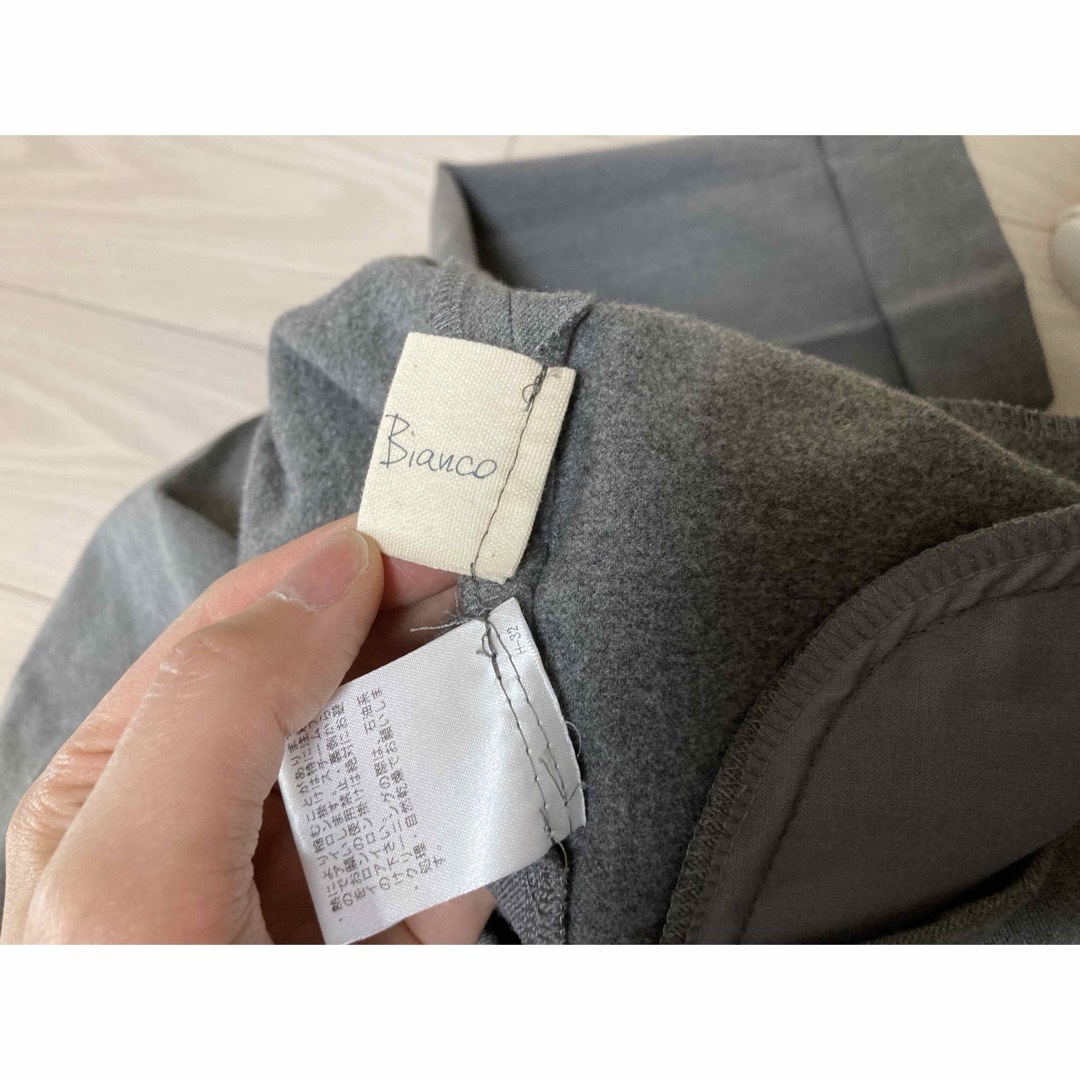 パンツ スラックス グレー系　スーツ　パンツスーツ　ズボン レディースのフォーマル/ドレス(スーツ)の商品写真