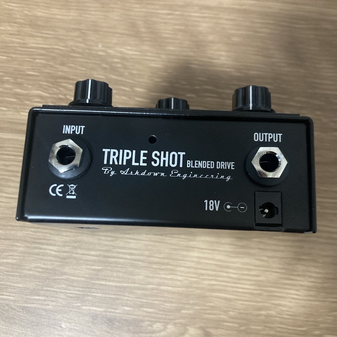 Ashdown TRIPLE SHOT 18Vアダプタ付 楽器のベース(ベースエフェクター)の商品写真
