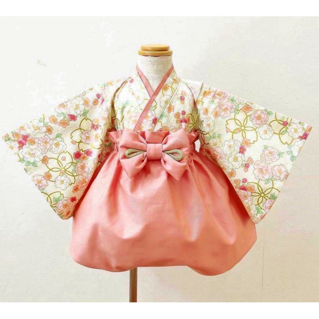 mocomoco powan 袴 初桜 アイボリーピンク キッズ/ベビー/マタニティのキッズ服女の子用(90cm~)(甚平/浴衣)の商品写真