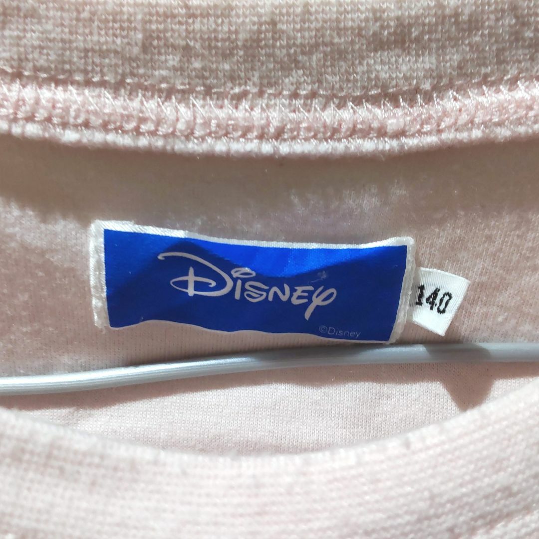 Disney(ディズニー)のディズニー　ミニーちゃんのＴシャツ(長袖)　サイズ140　<443> キッズ/ベビー/マタニティのキッズ服女の子用(90cm~)(Tシャツ/カットソー)の商品写真