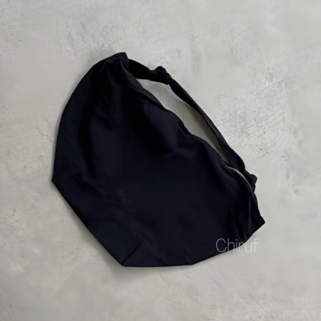 キャンバス ビッグ サイズ ショルダーバッグ 黒 ブラック レディース メンズ レディースのバッグ(トートバッグ)の商品写真