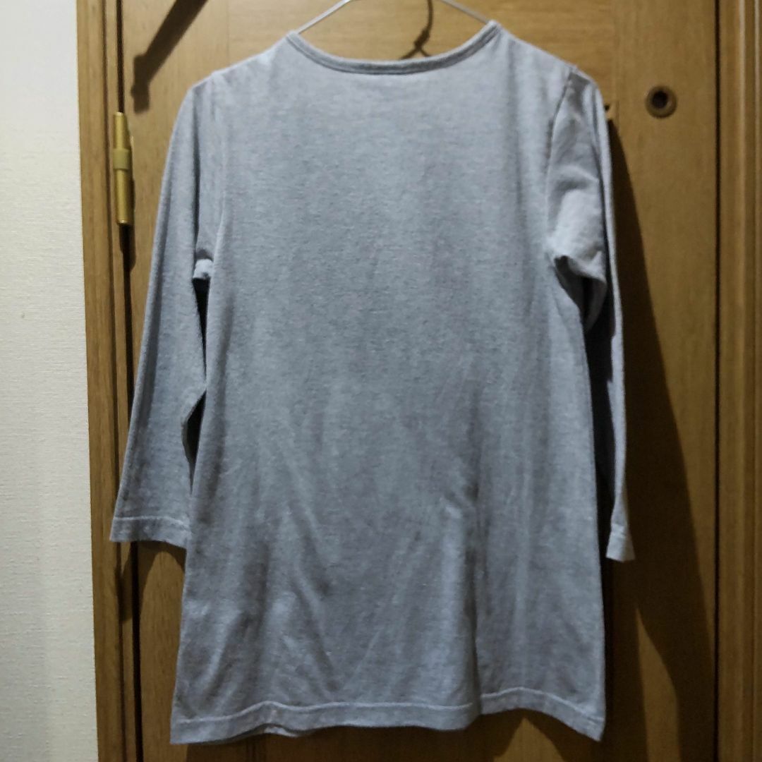 Disney(ディズニー)のディズニー　ミッキーのＴシャツ　サイズ140　<447> キッズ/ベビー/マタニティのキッズ服女の子用(90cm~)(Tシャツ/カットソー)の商品写真