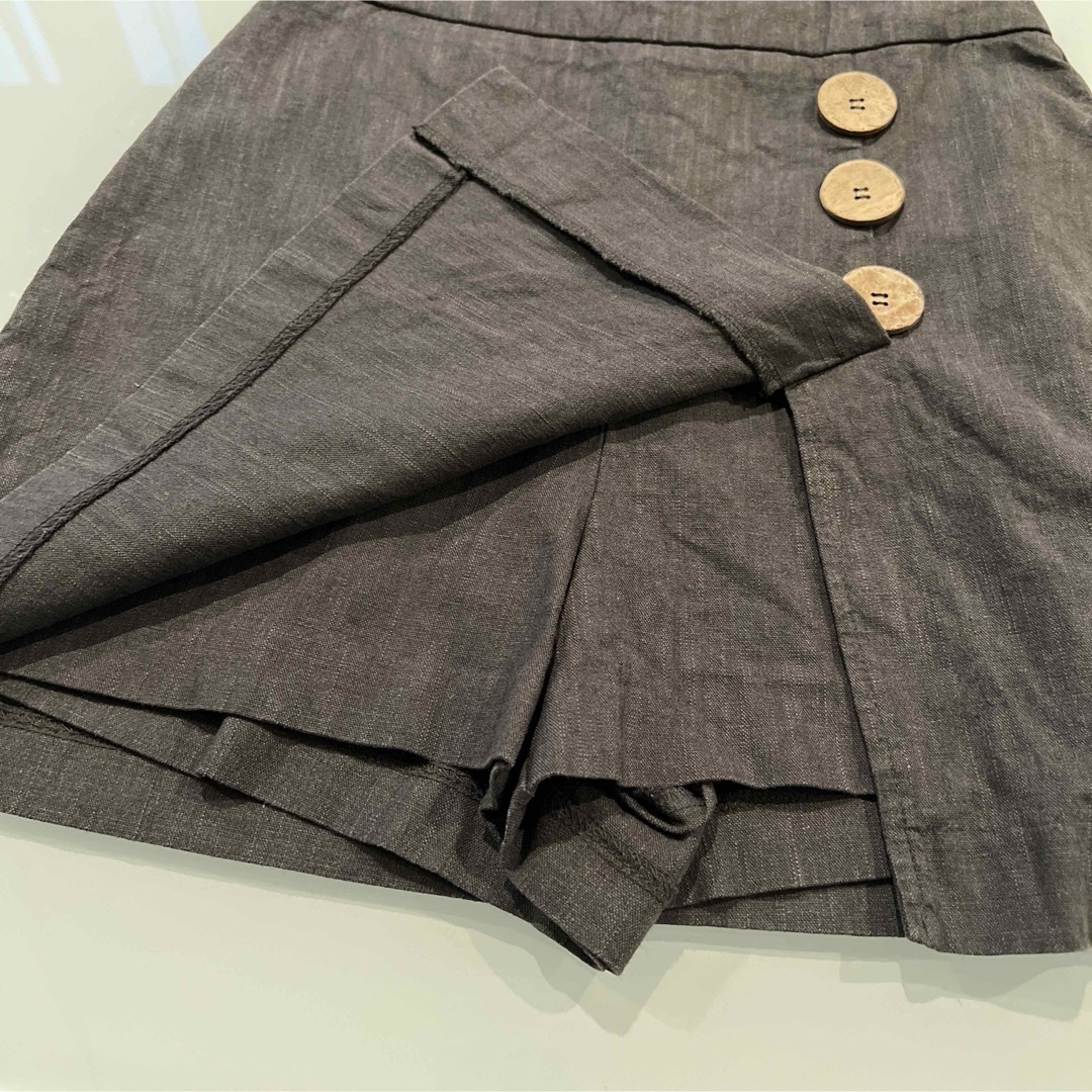 TOMORROWLAND(トゥモローランド)のALEXIA STAM Charcoal skirt ショートキュロットスカート レディースのパンツ(キュロット)の商品写真