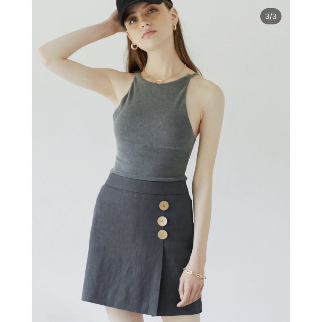 TOMORROWLAND(トゥモローランド)のALEXIA STAM Charcoal skirt ショートキュロットスカート レディースのパンツ(キュロット)の商品写真