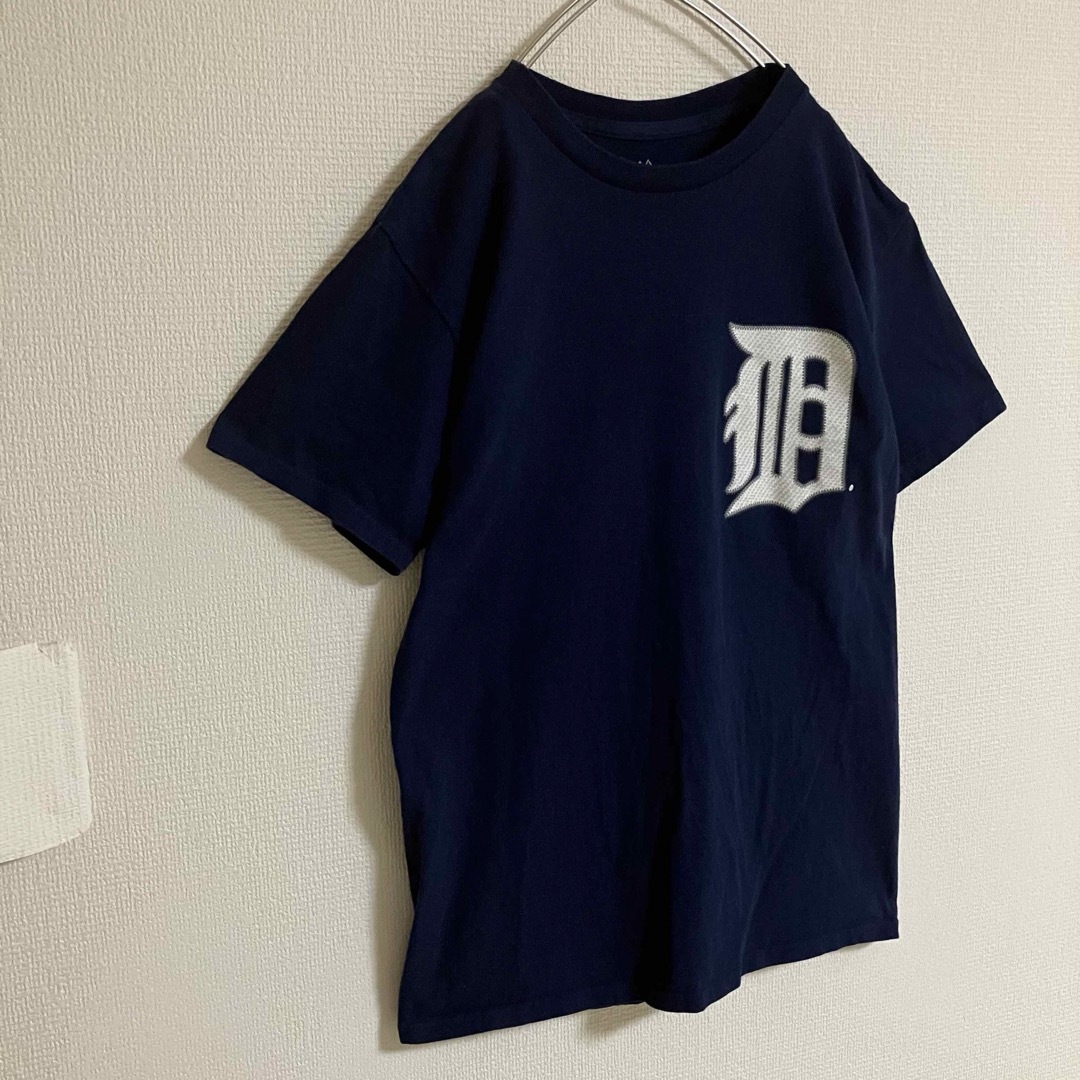 Majestic(マジェスティック)のマジェスティックMLBデトロイトタイガースTシャツメジャーリーグTEE紺tシャツ メンズのトップス(Tシャツ/カットソー(半袖/袖なし))の商品写真