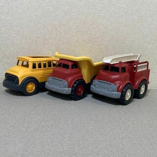 グリーントイズ(green toys)の【Green Toys】 ダンプカー スクールバス 消防車 3台セット(知育玩具)