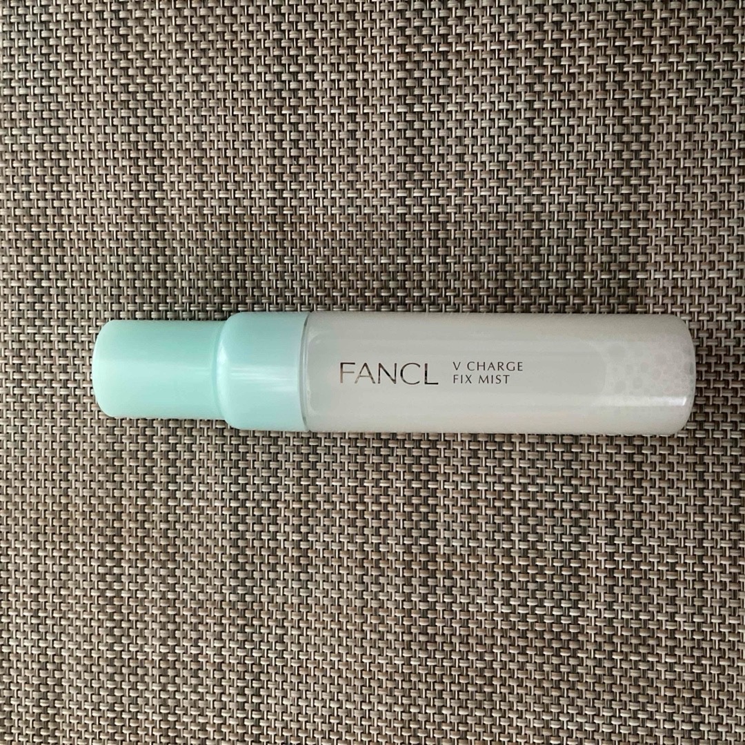 FANCL(ファンケル)のファンケル　Vチャージ　フィックスミスト（ミスト状化粧液）⭐︎おまけ付き⭐︎ コスメ/美容のスキンケア/基礎化粧品(化粧水/ローション)の商品写真