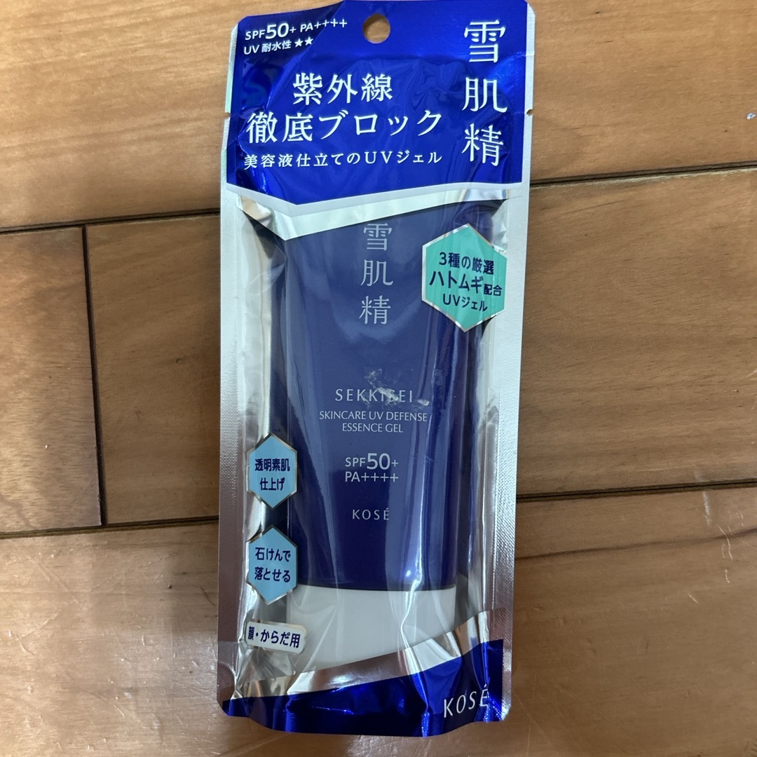 雪肌精(セッキセイ)の新品未使用雪肌精 スキンケア UV エッセンス ジェル(90g) コスメ/美容のボディケア(日焼け止め/サンオイル)の商品写真