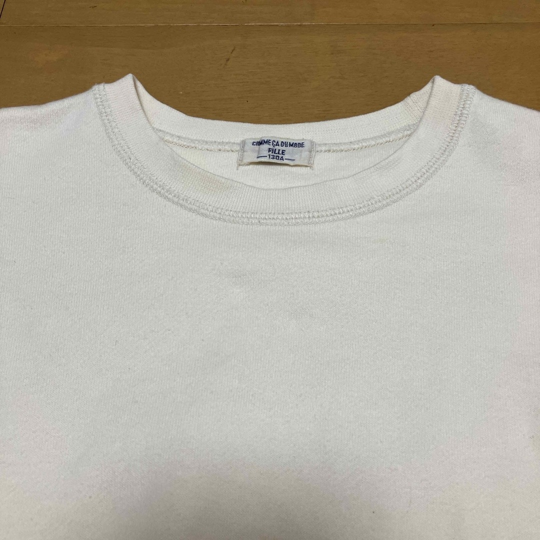 COMME CA DU MODE(コムサデモード)のTシャツ　クリーム色　コムサデモード　130A キッズ/ベビー/マタニティのキッズ服女の子用(90cm~)(Tシャツ/カットソー)の商品写真